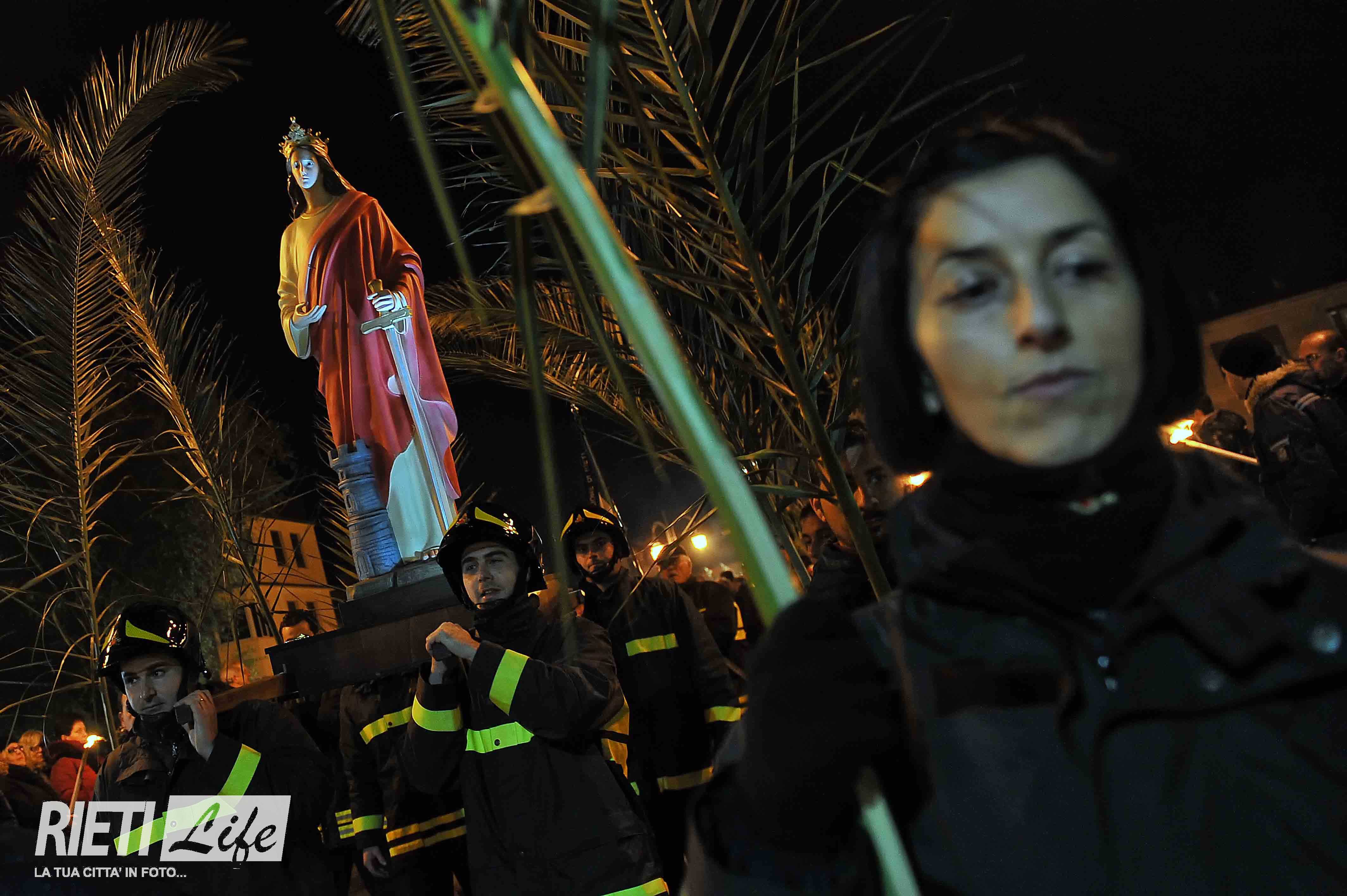Che Giorno è Santa Barbara SANTA BARBARA, L'EMOZIONE DELLA PROCESSIONE. PROSEGUONO I
